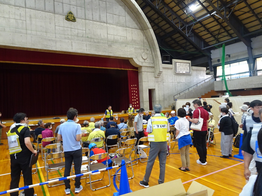 避難所設営訓練